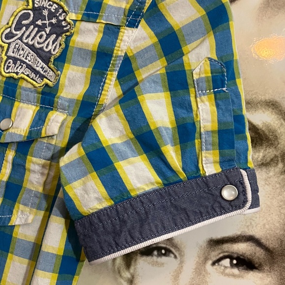 Guess Short-Sleeve Plaid Button-Down Shirt in Blue & Green - Picture 6 of 7